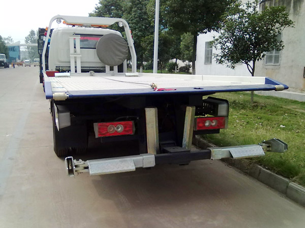 福田奧鈴捷運(yùn)一拖二清障車(chē)